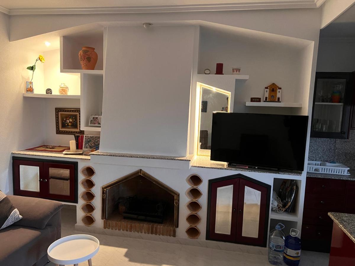 Schoenes Ruhiges Rooftop Apartment Mit Grosser Dachterrasse トレビエハ エクステリア 写真