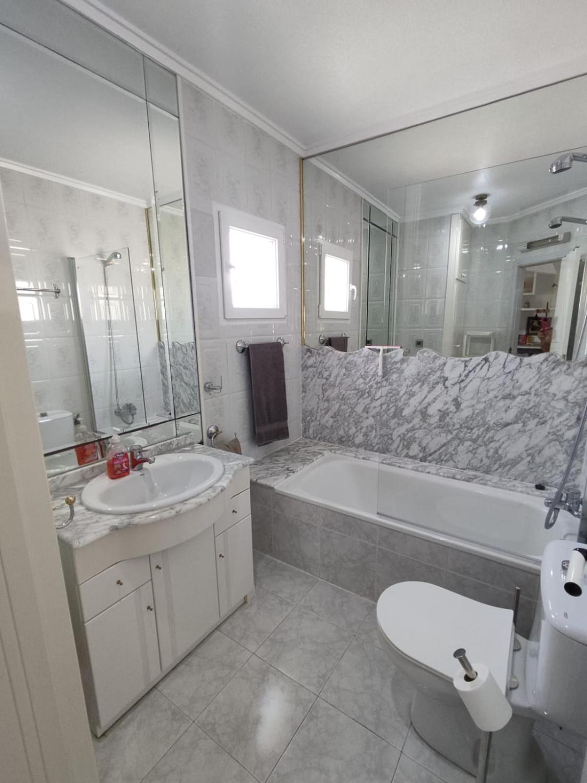 Schoenes Ruhiges Rooftop Apartment Mit Grosser Dachterrasse トレビエハ エクステリア 写真