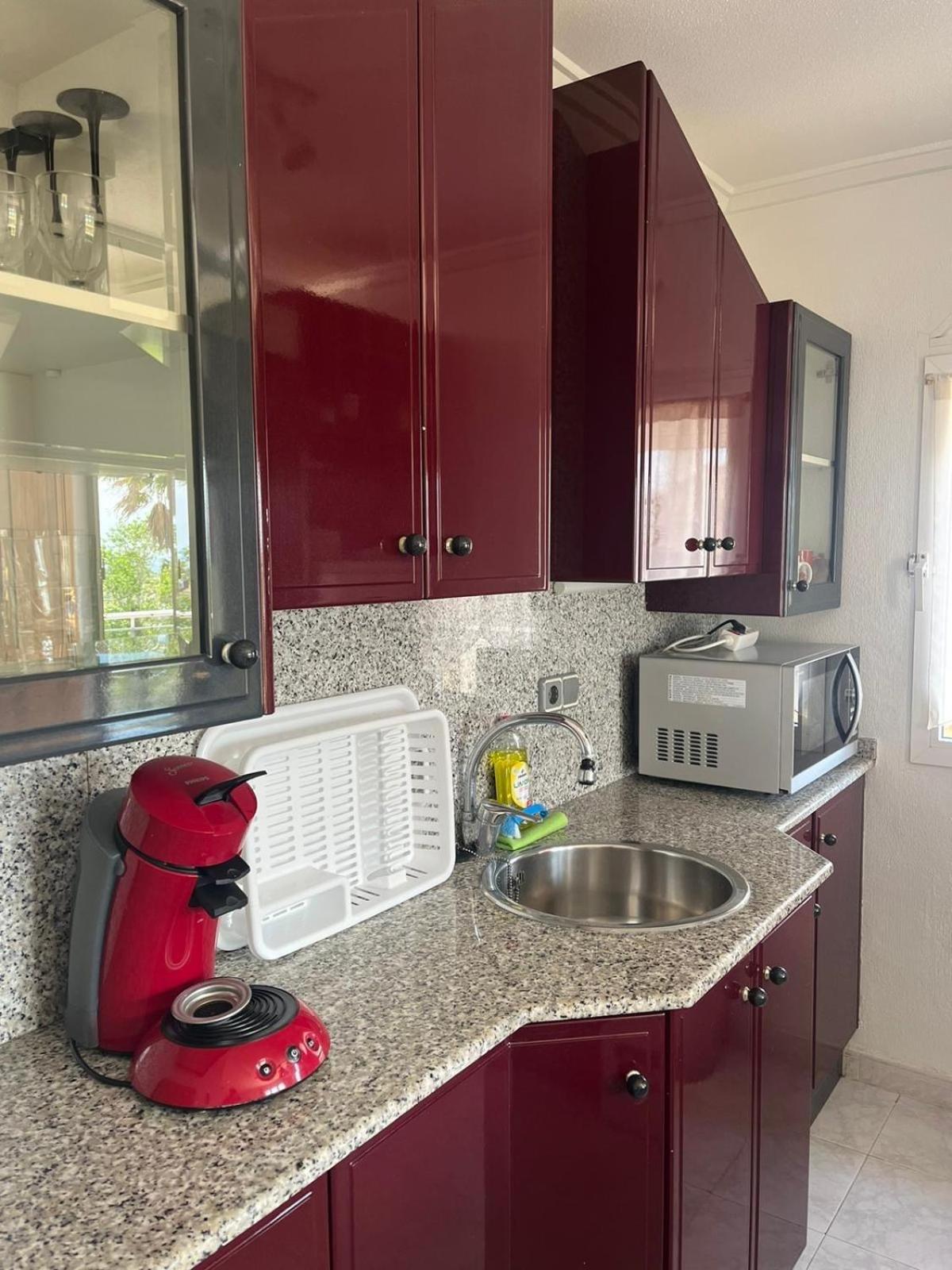 Schoenes Ruhiges Rooftop Apartment Mit Grosser Dachterrasse トレビエハ エクステリア 写真
